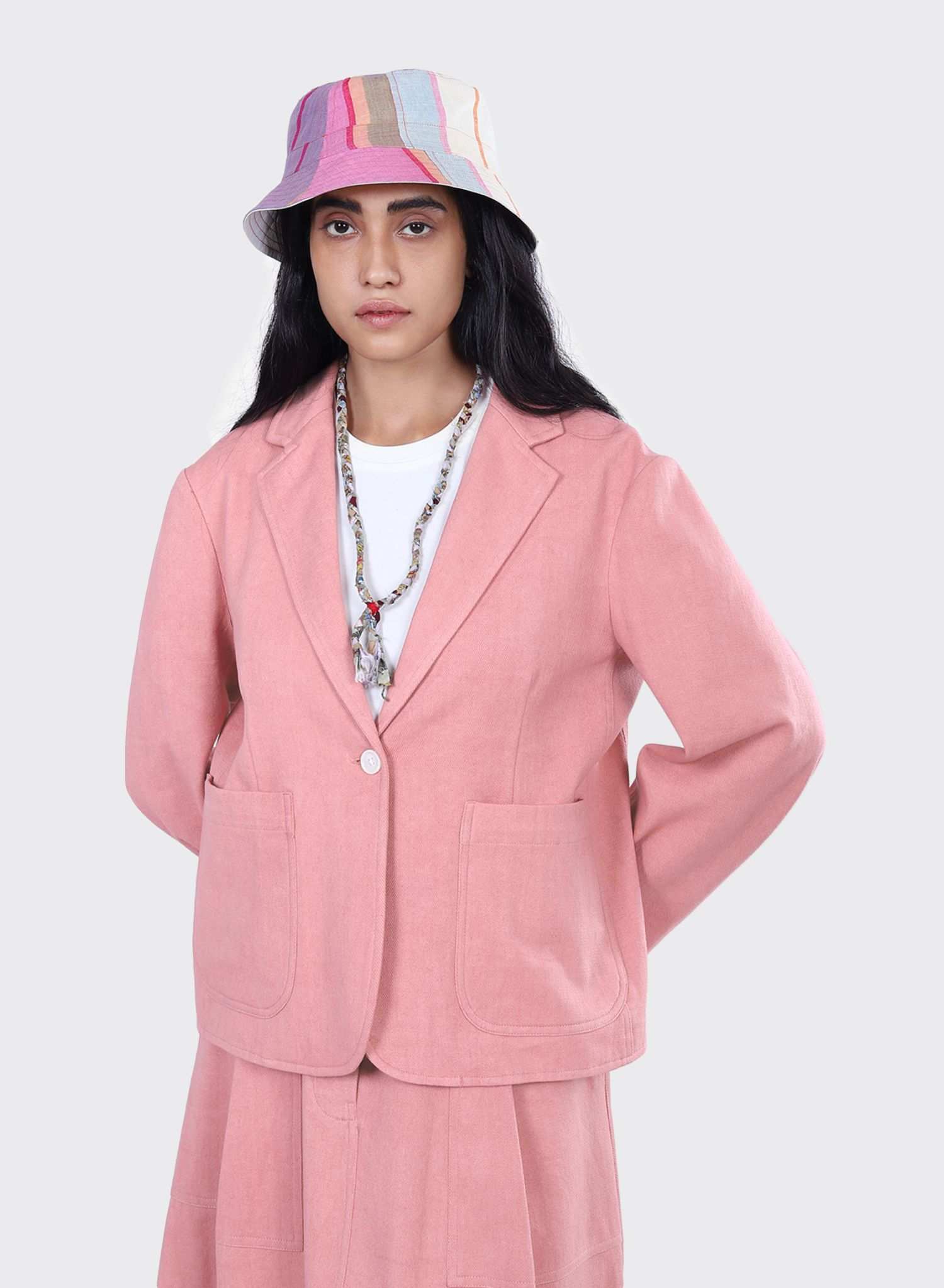 HUGHWHWT01CORALSS25 1