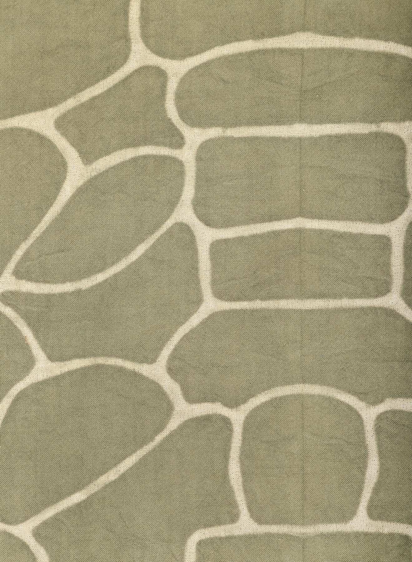 LUIS 3 LUIS - Image 3