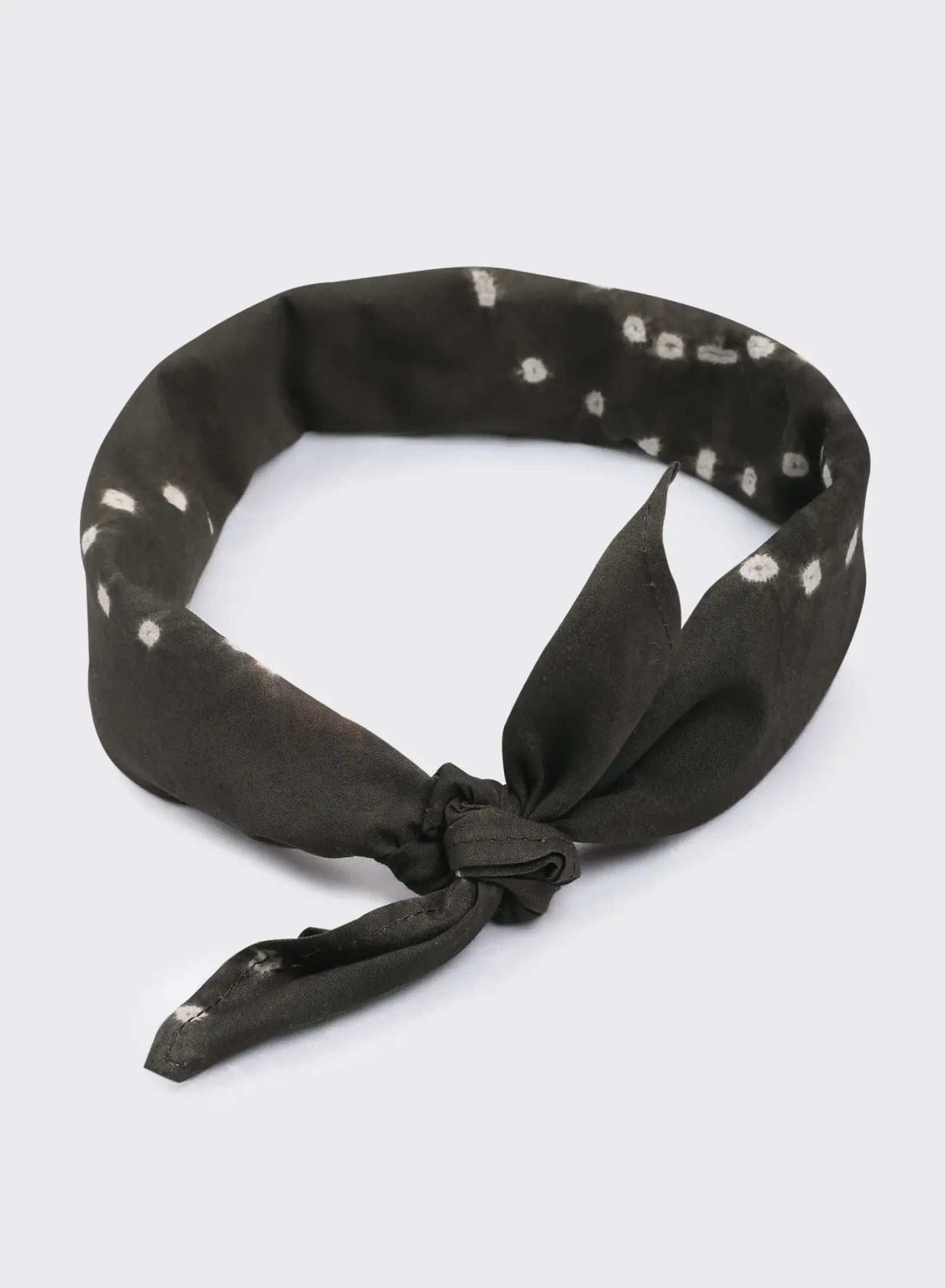 BANDANABANDHANI10CHARCOALSS25 2